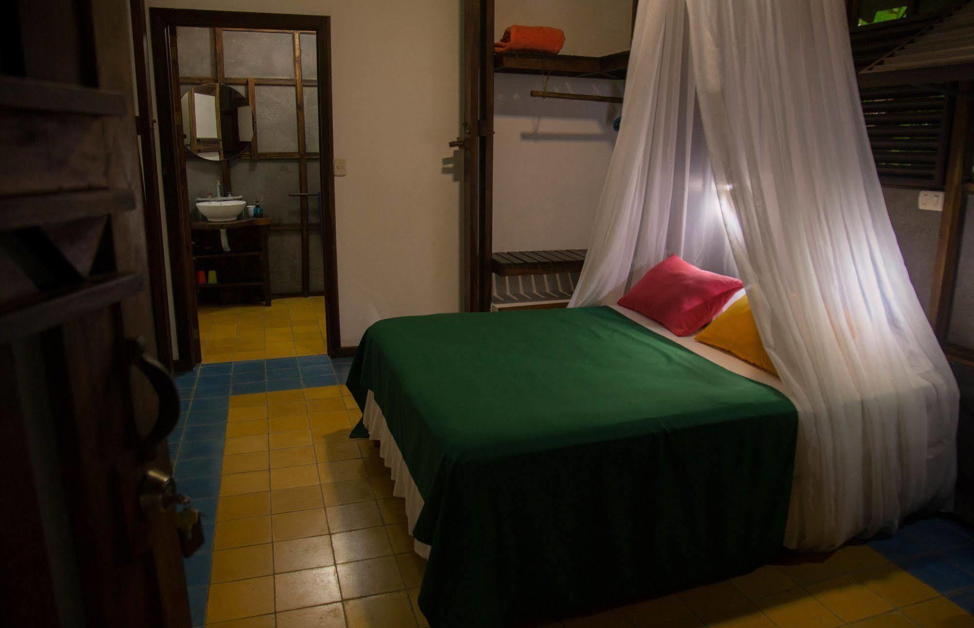 La Kukula Lodge Puerto Viejo de Talamanca Экстерьер фото